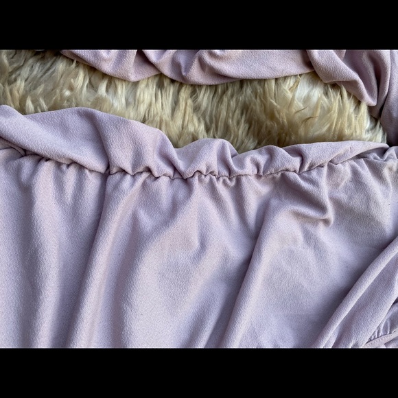 V Neck H&M Ruched full sleeves top - Picture 8 of 10